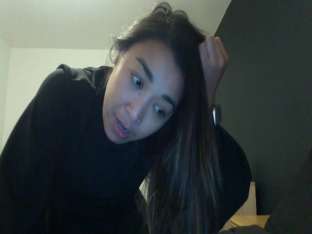 Live sex webcam photo for NewKristine23 #269703290