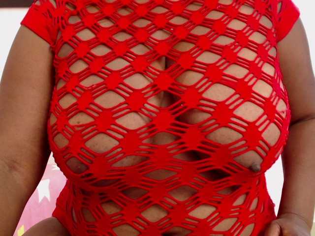 Live sex webcam photo for Venus-ebonyx #269699365