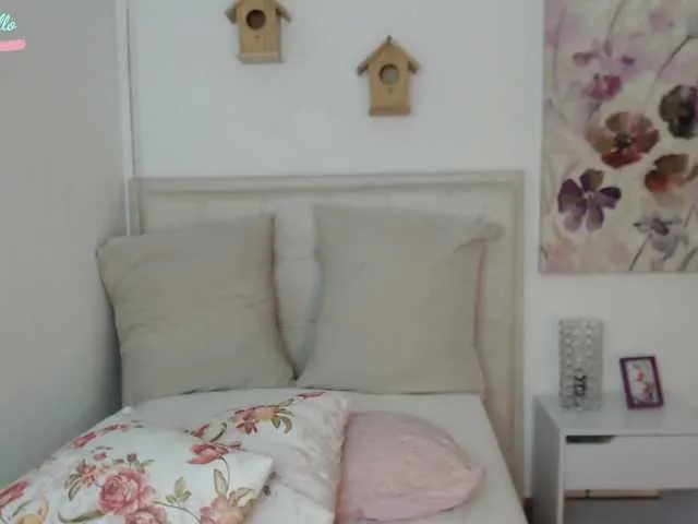 Live sex webcam photo for celeste-csl #269689557