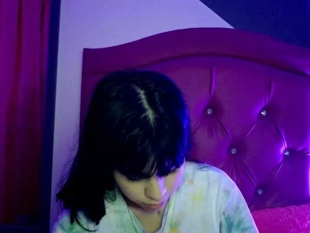 Live sex webcam photo for rousy-rhoades #269689576