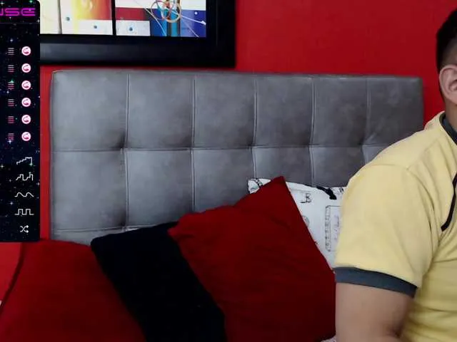 Live sex webcam photo for kate-stepmom #269688461