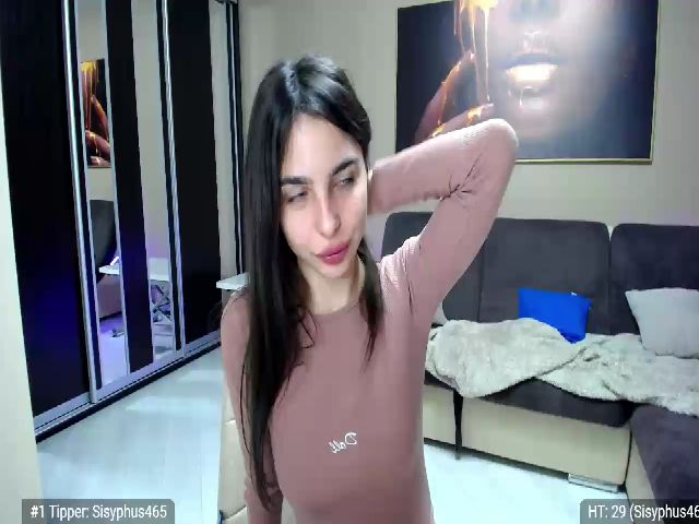 Live sex webcam photo for NaomiLuss #269685750