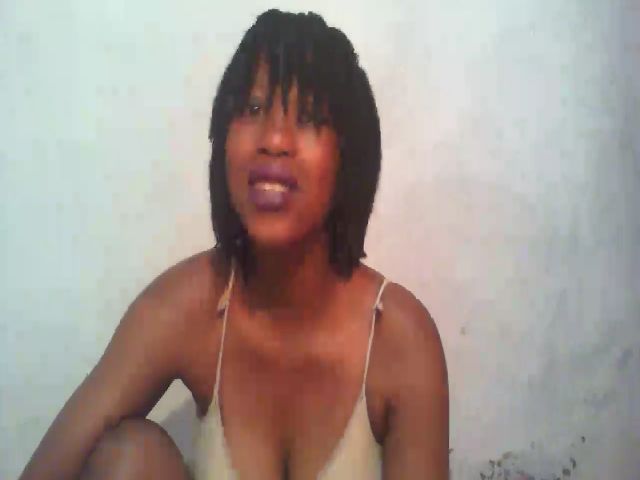 Live sex webcam photo for Blqdiamond #269691876