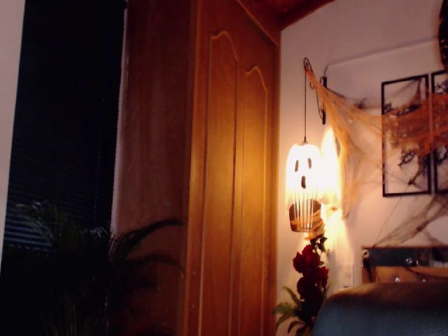 Live sex webcam photo for Kata_wild #269694974