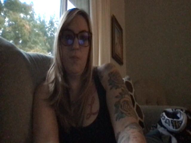 Live sex webcam photo for Lolamaddison #269693715