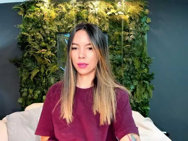 Live sex webcam photo for AlicePrice #269715063