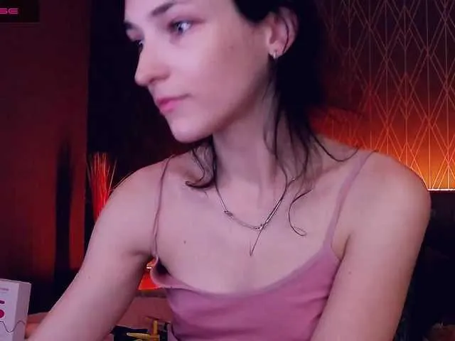 Live sex webcam photo for KariNeal #269720857