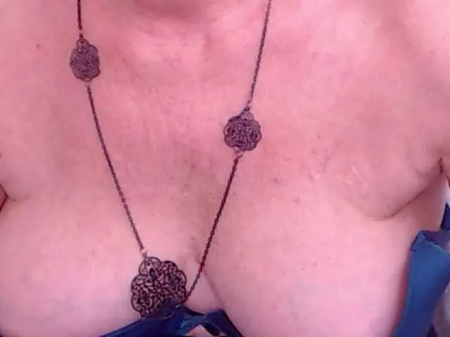 Live sex webcam photo for AlanaRichards #269720151