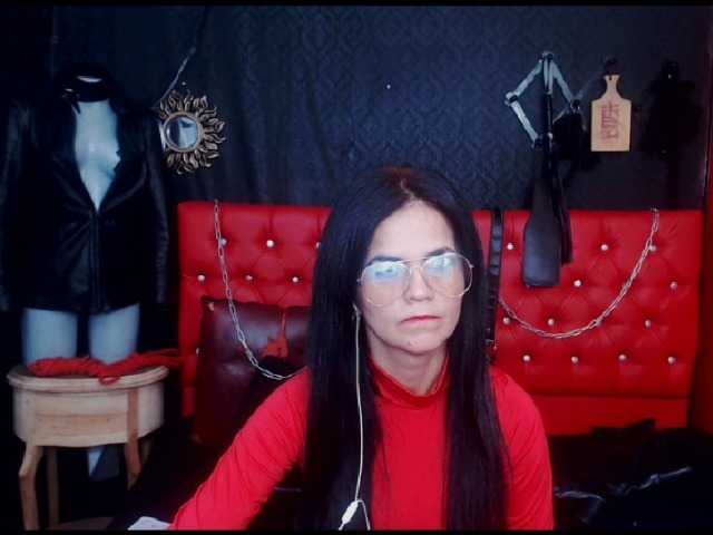 Live sex webcam photo for AngieSlave #269706117