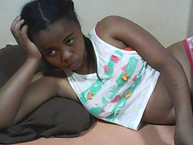 Live sex webcam photo for Malinciehot #269710503