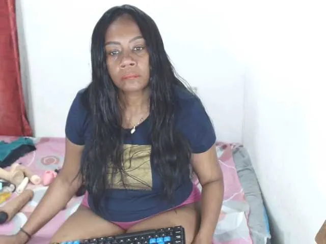 Live sex webcam photo for TAMINAH #269705994