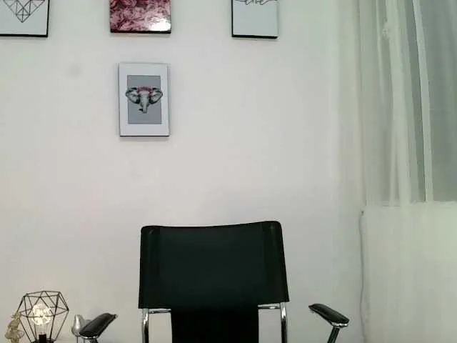 Live sex webcam photo for sukinaughty- #269710930