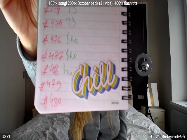 Live sex webcam photo for Linda_0nline #269711814