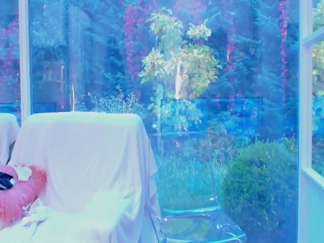 Live sex webcam photo for RoseTatt88 #269712834