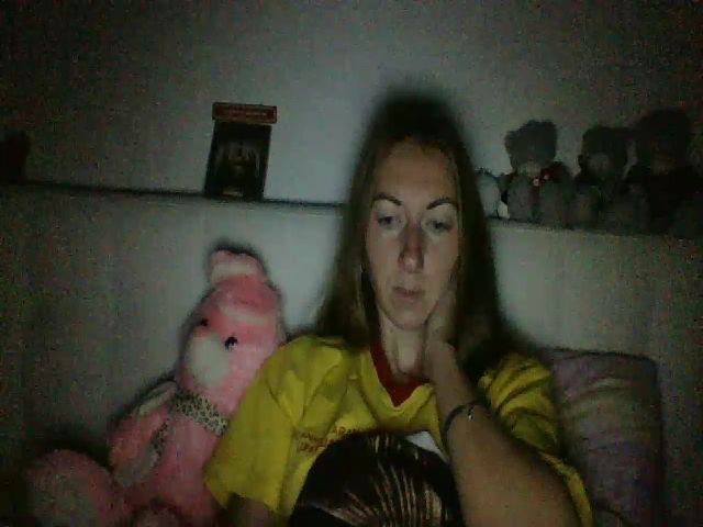 Live sex webcam photo for CheelyWilly #269722582