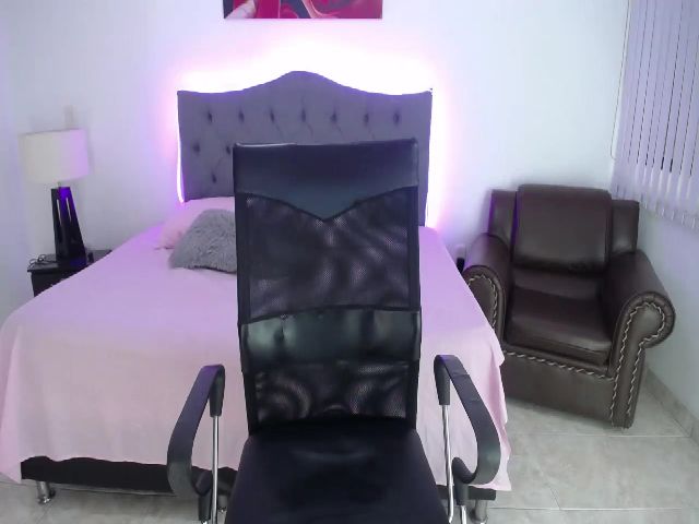 Live sex webcam photo for Sasha_cameron #269724013