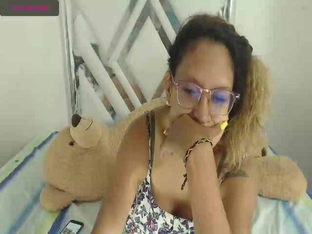 Live sex webcam photo for Sweet_barbiie #269723614