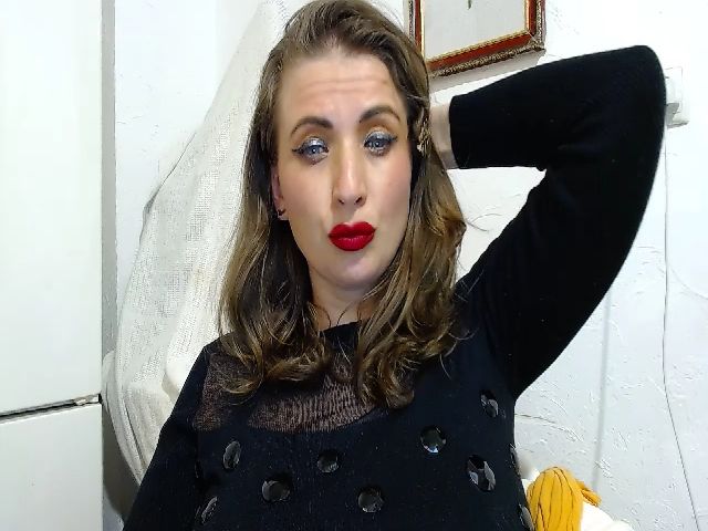 Live sex webcam photo for Pasihat #269704254