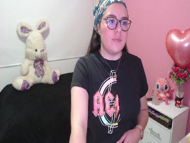 Live sex webcam photo for Frida_porn #269708552