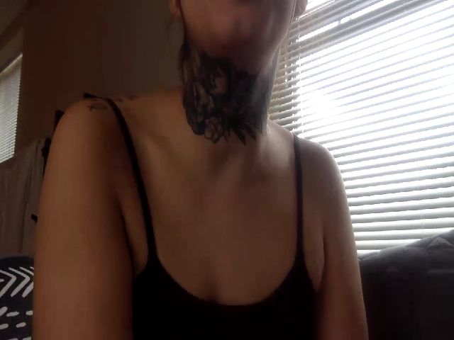 Live sex webcam photo for IllusionBby #269722206