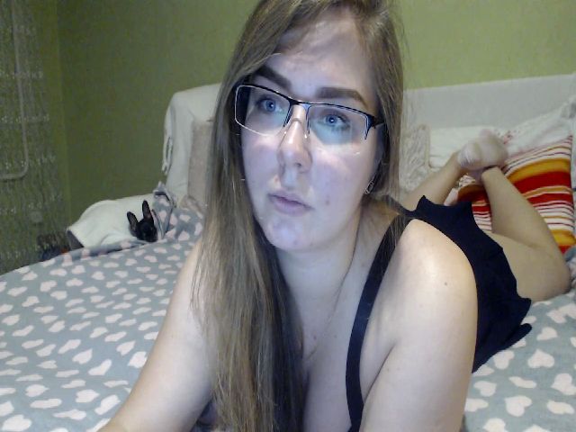 Live sex webcam photo for Scarlet_Johan #269722102