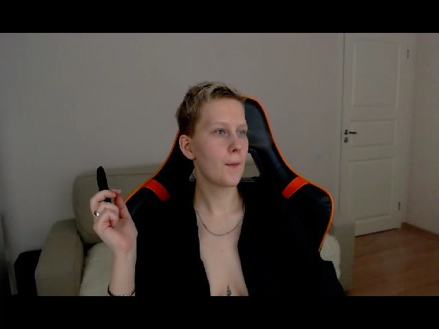 Live sex webcam photo for Oh_daisy #269723505