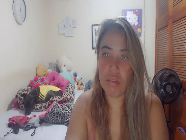 Live sex webcam photo for Meganhill_ #269718842