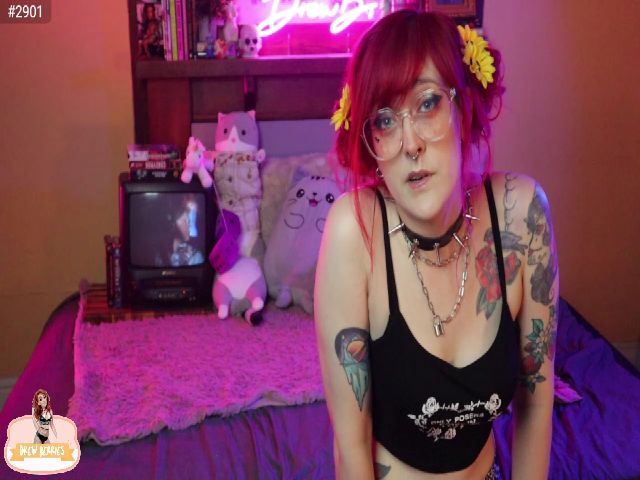 Live sex webcam photo for DrewBerries #269706343