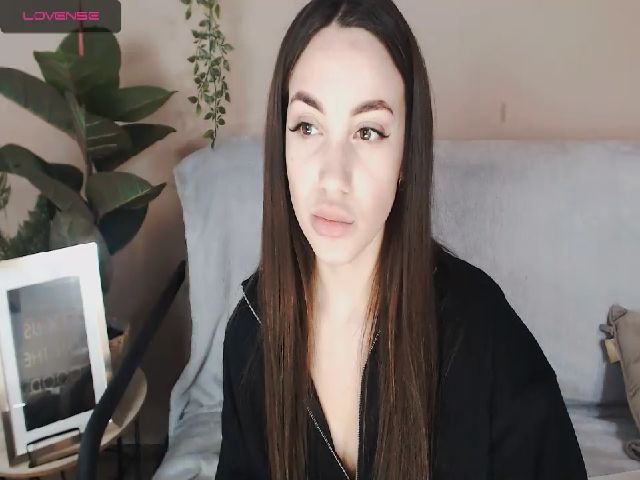 Live sex webcam photo for XDarkAngeel #269716250