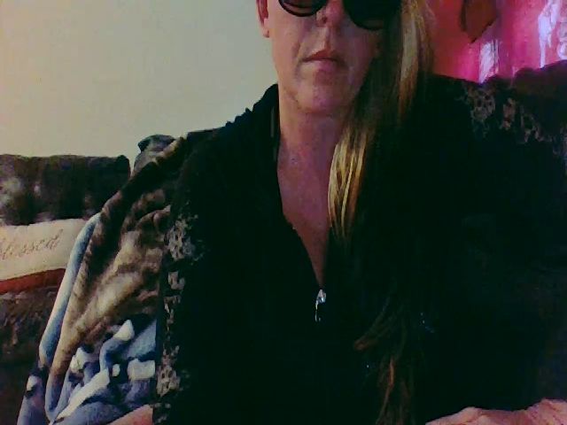Live sex webcam photo for PhoenixDoll #269721665