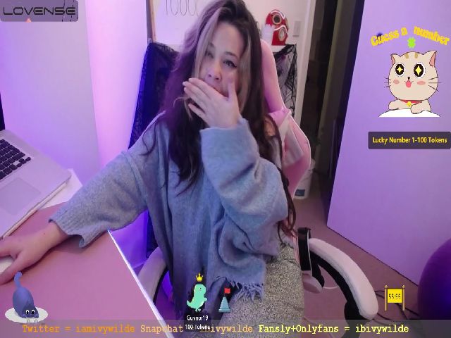 Live sex webcam photo for IBIvyWilde #269722558