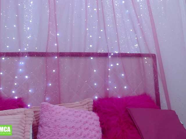 Live sex webcam photo for TheQueenAss #269714602