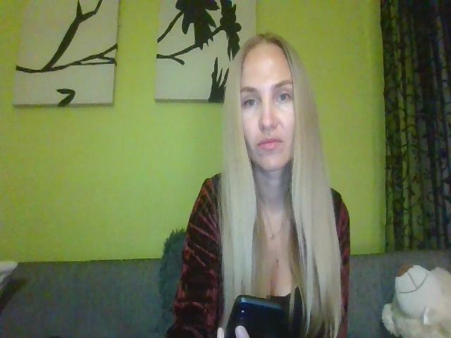 Live sex webcam photo for Lady_Irina1 #269722146