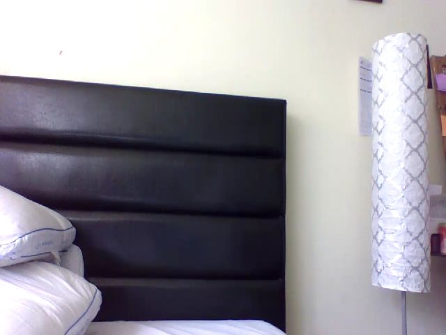 Live sex webcam photo for Havanaohlala #269721771