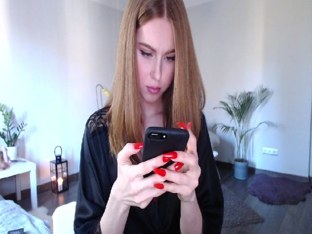 Live sex webcam photo for KamillaKami #269716037