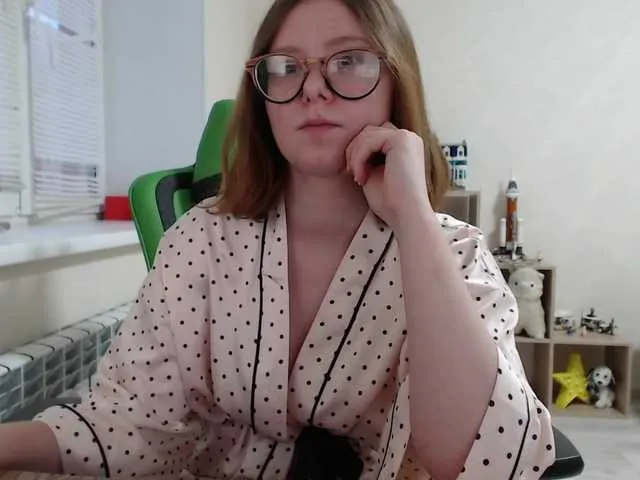 Live sex webcam photo for RinChan3 #269704753