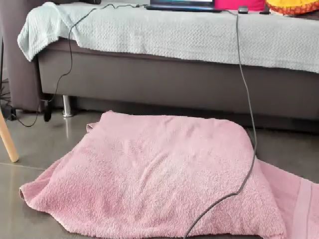 Live sex webcam photo for Sexybigmyass #269713849