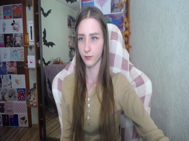 Live sex webcam photo for M00T4B0R #269716130