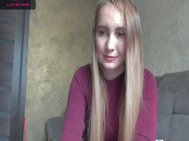 Live sex webcam photo for NikaJohnson2 #269713567