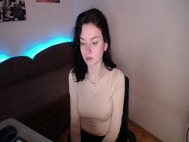 Live sex webcam photo for Alice_Braga #269723457