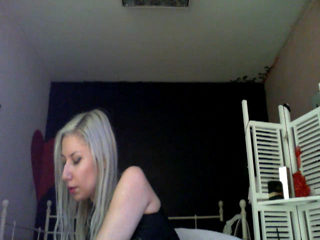 Live sex webcam photo for Marvel33 #269709547