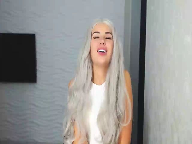 Live sex webcam photo for SinfulAngelll #269718785