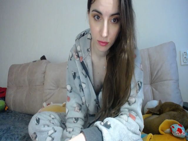 Live sex webcam photo for RunawayMilly #269708791