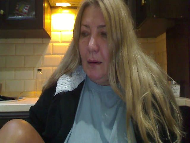 Live sex webcam photo for HeyHeyGrey #269706492