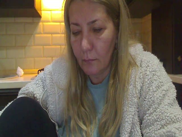 Live sex webcam photo for HeyHeyGrey #269724448