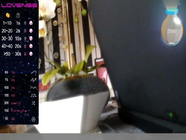 Live sex webcam photo for Samy6183 #269713758