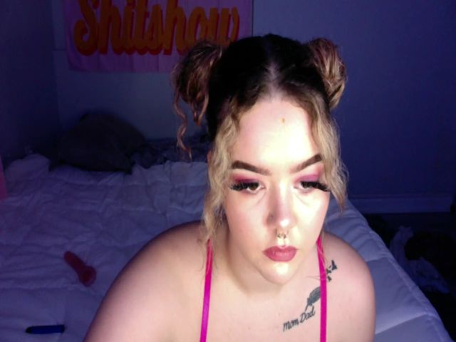 Live sex webcam photo for stormxxx8 #269706835