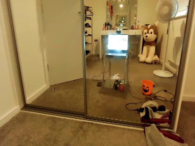 Live sex webcam photo for ErikaJaynee #269717939