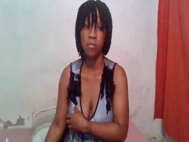 Live sex webcam photo for Blqdiamond #269721578