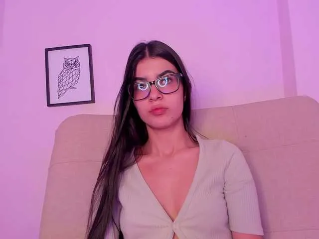 Live sex webcam photo for AlessaMilano #269709922